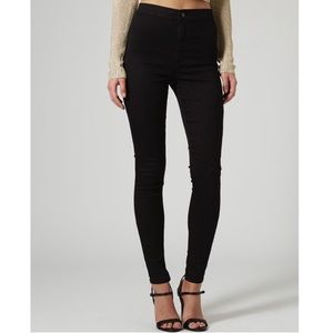 TopShop Joni Moto high rise black skinny jeans. Women’s size 28. Length 32.